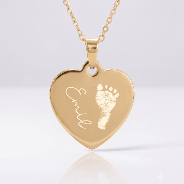 Goldfarbene kleine Herzkette mit Hand-/Fußabdruck, einzeln lasergraviert